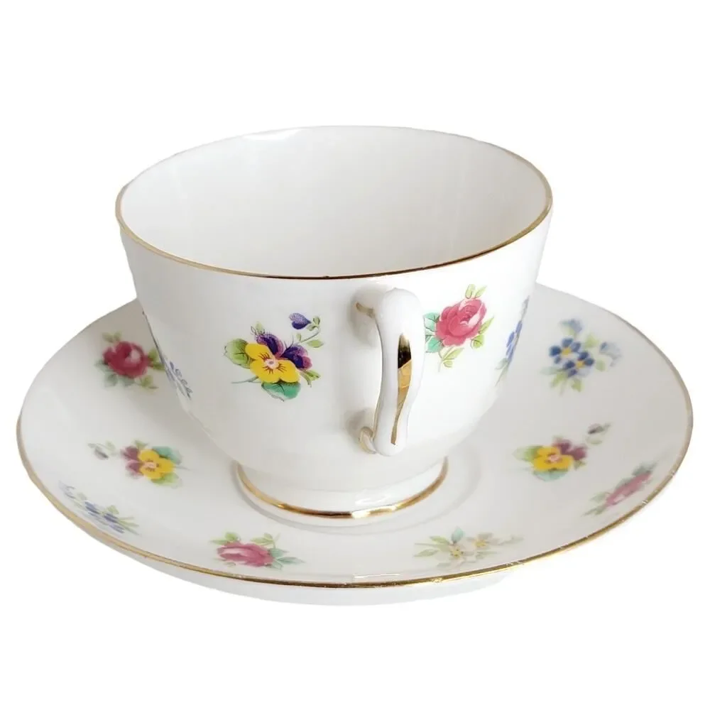 Vintage Crown Staffordshire Fine‎ China England Roses Pansies Tea Cup & Saucer